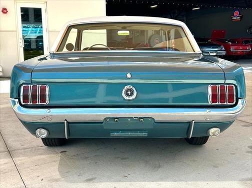 1965 Ford Mustang Base