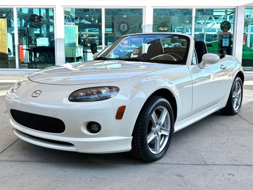 2007 Mazda MX-5 Miata Sport