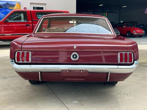 1965 Ford Mustang Base