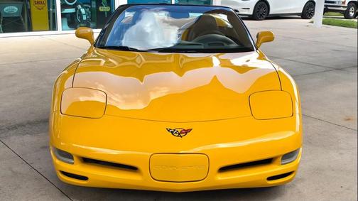 Millennium Yellow 2004 Chevrolet Corvette Base