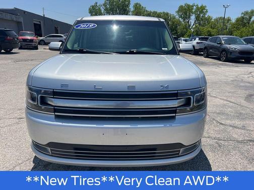 Ingot Silver 2019 Ford Flex Limited