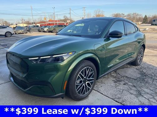 2025 Ford Mustang Mach-E Premium