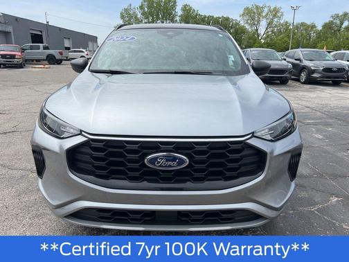Iconic Silver Metallic 2024 Ford Escape ST-Line