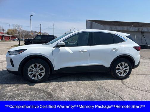 Oxford White 2023 Ford Escape Active