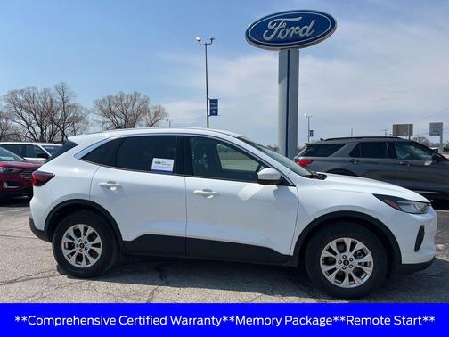 Oxford White 2023 Ford Escape Active