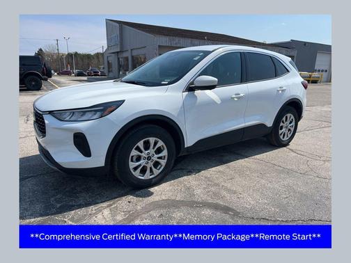 Oxford White 2023 Ford Escape Active