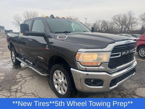 Granite Crystal Metallic Clearcoat 2020 RAM 2500 Big Horn Crew Cab 4x4 6'4' Box