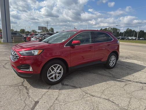 2022 Ford Edge SEL