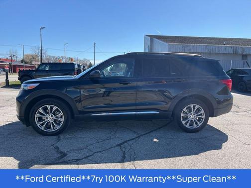 Agate Black Metallic 2022 Ford Explorer XLT