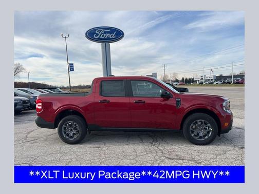 2025 Ford Maverick XLT