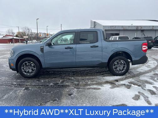 Azure Gray Metallic Tri-Coat 2026 Ford Maverick XLT
