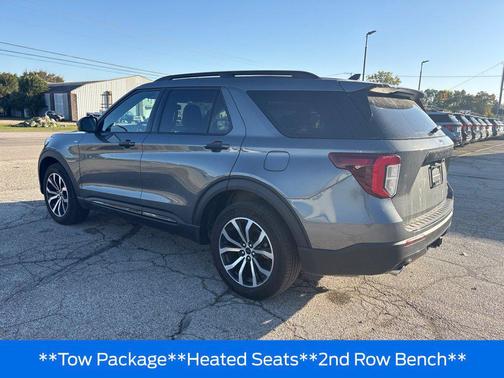 Carbonized Gray Metallic 2024 Ford Explorer ST-Line