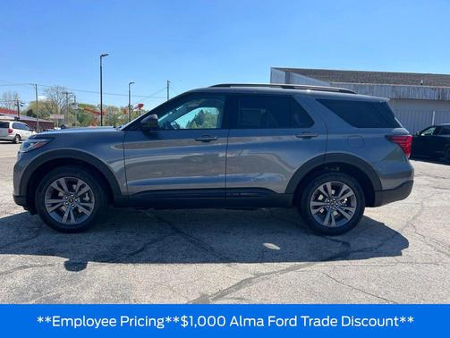Carbonized Gray Metallic 2026 Ford Explorer Active
