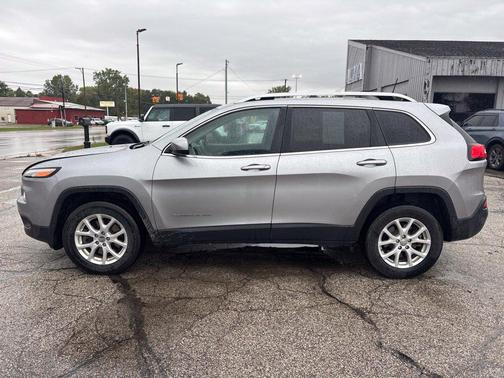 Billet Silver Metallic Clearcoat 2017 Jeep Cherokee Latitude