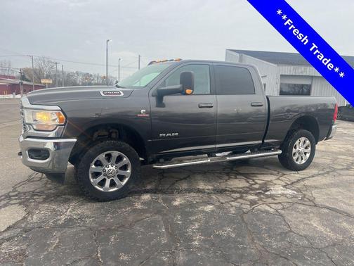 2020 RAM 2500 Big Horn Crew Cab 4X4 6'4' Box
