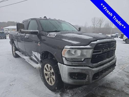 2020 RAM 2500 Big Horn Crew Cab 4X4 6'4' Box