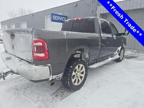 2020 RAM 2500 Big Horn Crew Cab 4X4 6'4' Box