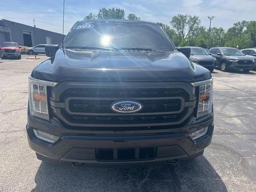 Agate Black Metallic 2023 Ford F-150 XLT