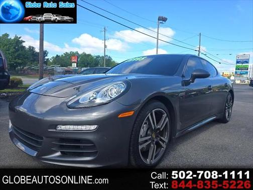 2016 Porsche Panamera 4