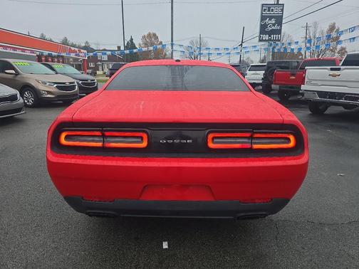 2016 Dodge Challenger SXT