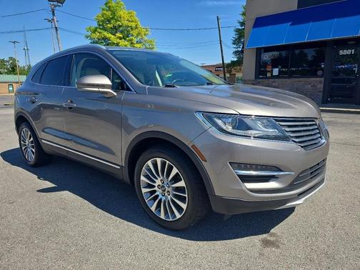 Champagne 2016 Lincoln MKC Reserve