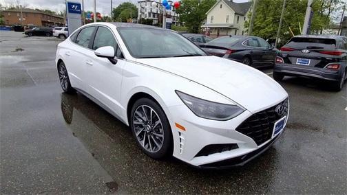 2022 Hyundai SONATA Limited