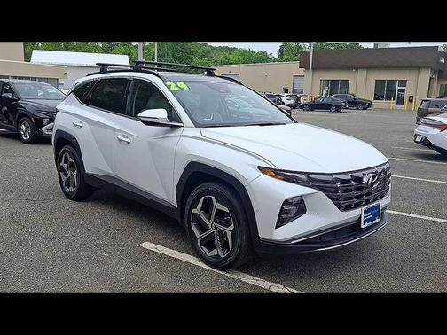 White 2024 Hyundai TUCSON Hybrid Limited