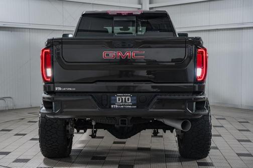 2021 GMC Sierra 2500 AT4