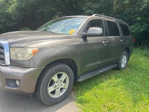 2008 Toyota Sequoia SR5