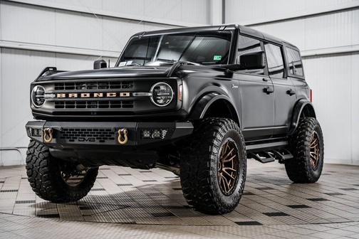 2022 Ford Bronco Base