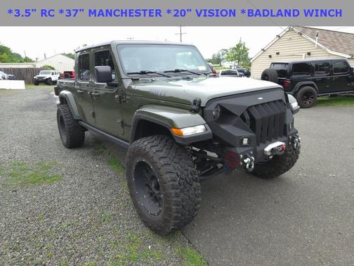 2023 Jeep Gladiator Sport
