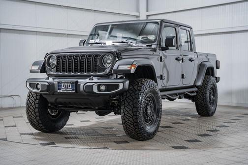 2024 Jeep Gladiator Sport