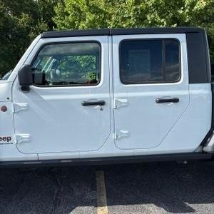 2024 Jeep Gladiator Mojave