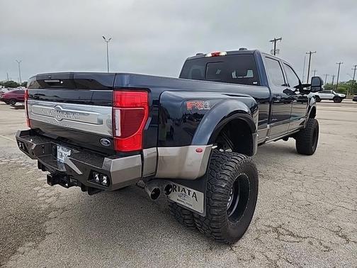 2022 Ford F-350 King Ranch