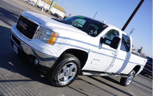 2011 GMC Sierra 2500 SLT