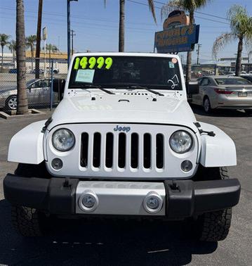Bright White Clearcoat 2014 Jeep Wrangler Unlimited Sahara