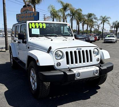 Bright White Clearcoat 2014 Jeep Wrangler Unlimited Sahara
