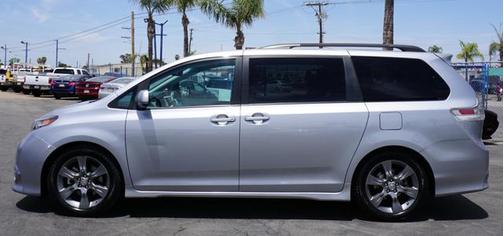 2012 Toyota Sienna SE