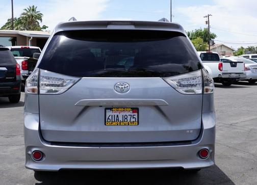 2012 Toyota Sienna SE