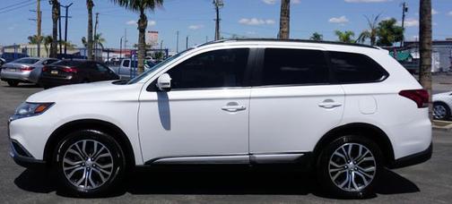 2016 Mitsubishi Outlander SE