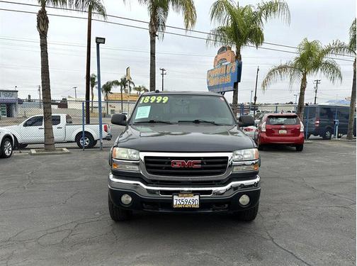 2005 GMC Sierra 2500 Work Truck
