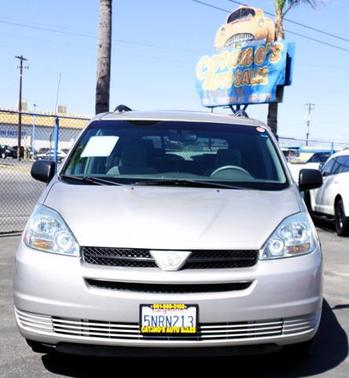 2005 Toyota Sienna LE