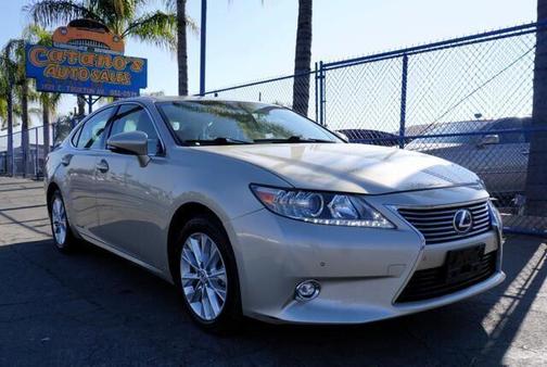 2014 Lexus ES 300h Base