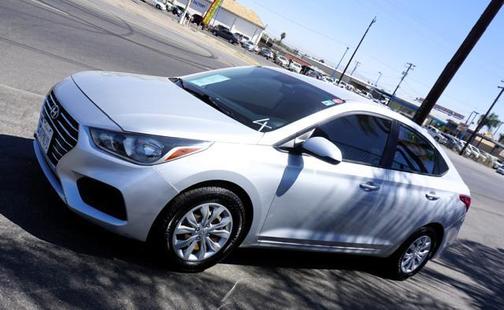 2020 Hyundai Accent SE