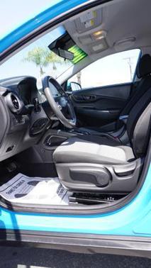 2022 Hyundai KONA SE