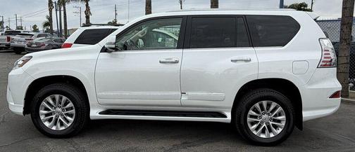 Starfire Pearl 2019 Lexus GX 460 Base