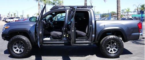 2017 Toyota Tacoma SR5