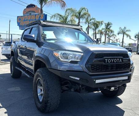 2017 Toyota Tacoma SR5