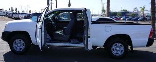 2015 Toyota Tacoma Base