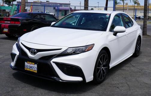 2021 Toyota Camry SE